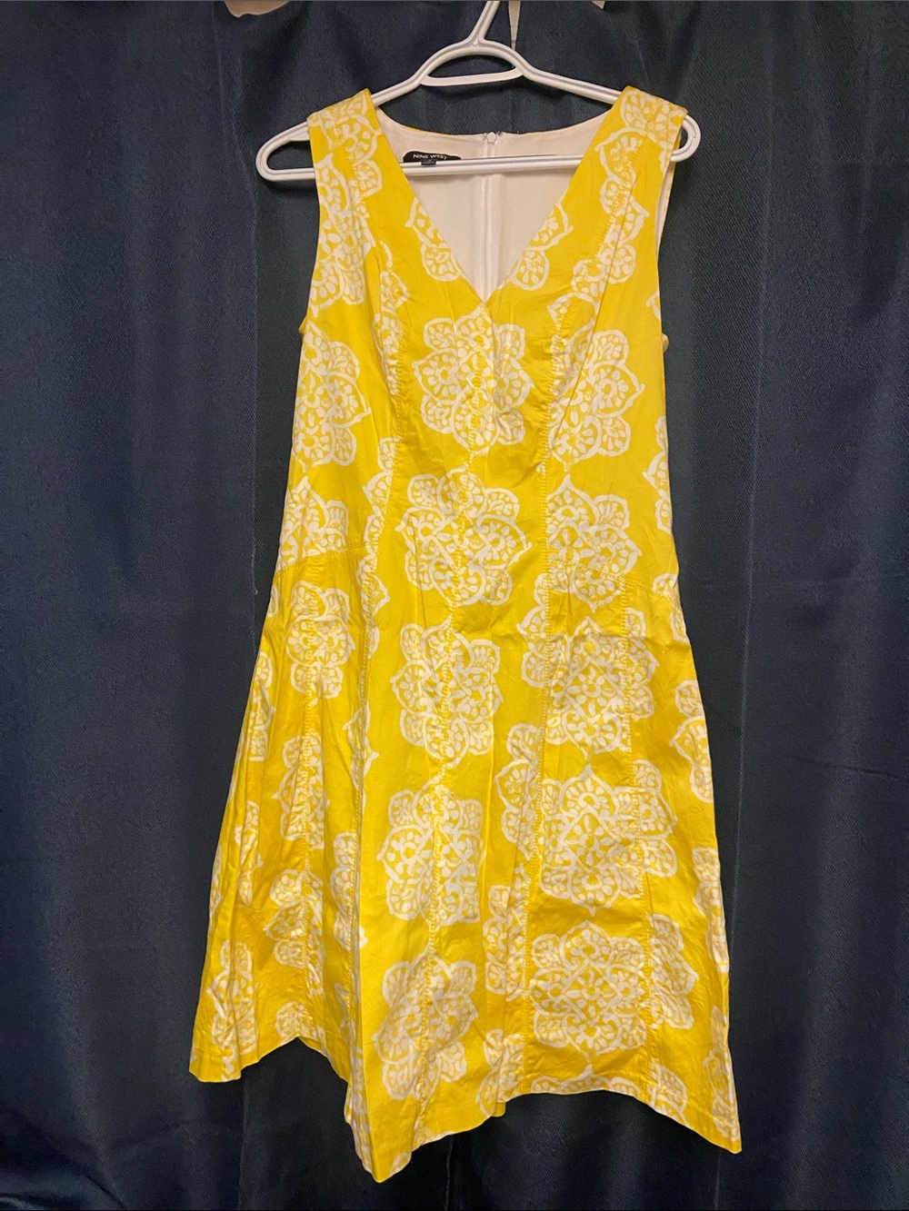 Nine West Yellow and White Floral V-Neck Mini Dress